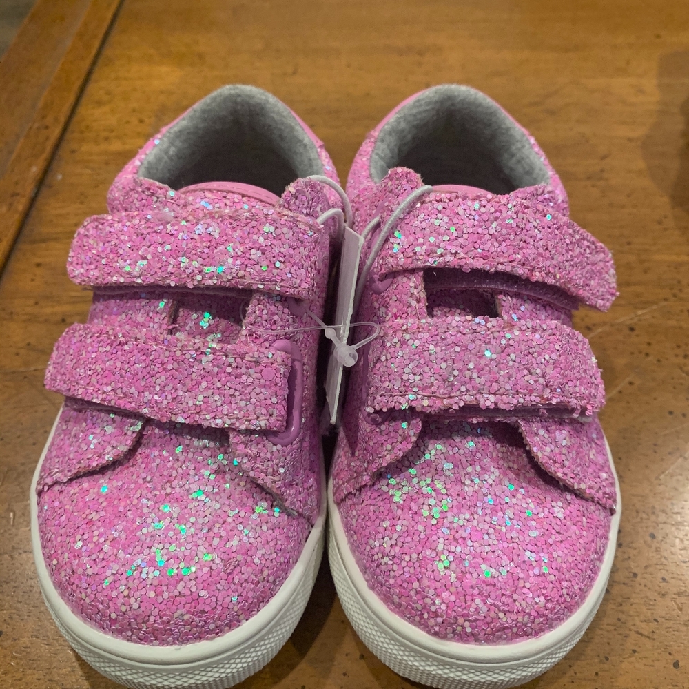 Girls shoes 6